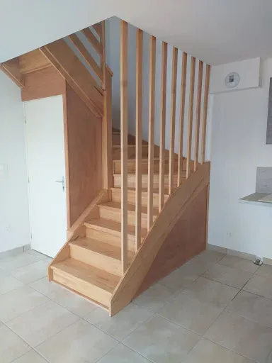 Couzon Raphael Menuiserie Escalier bois Terrasse bois Feurs à Feurs