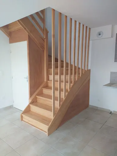 Couzon Raphael Menuiserie Escalier bois Terrasse bois Feurs à Feurs