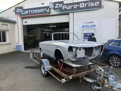 ZeCarrossery & ZePare-Brise Feurs - Carrosserie Math Auto à Feurs